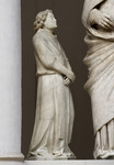 Angelo adorante con capelli ricci