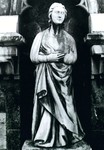 Statua Angelo adorante Finestra seconda da destra del fianco settentrionale della Cattedrale