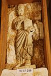 Statua di apostolo barbato dall'antica facciata arnolfiana