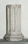 Frammento di colonna a base ottagonale